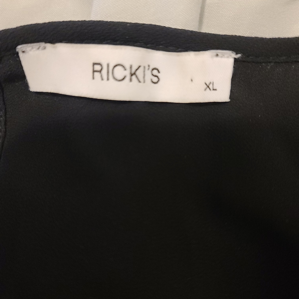 Ricki's Black Pleated Blouse - Picture 7 of 9